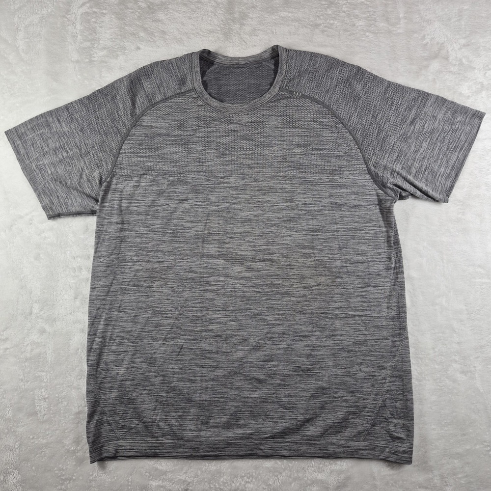 Lululemon Metal Vent Tech Shirt Men's XL Gray Athletic Gym Run Active Workout